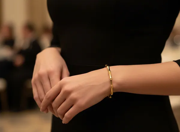 Gold_Nara_Bamboo_Bangle_For_Women
